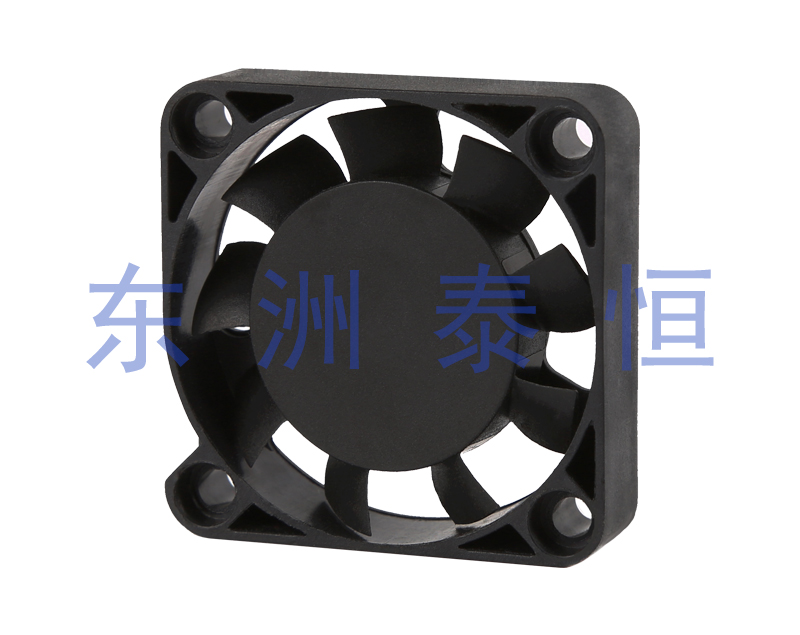 4010直流風(fēng)扇3.jpg