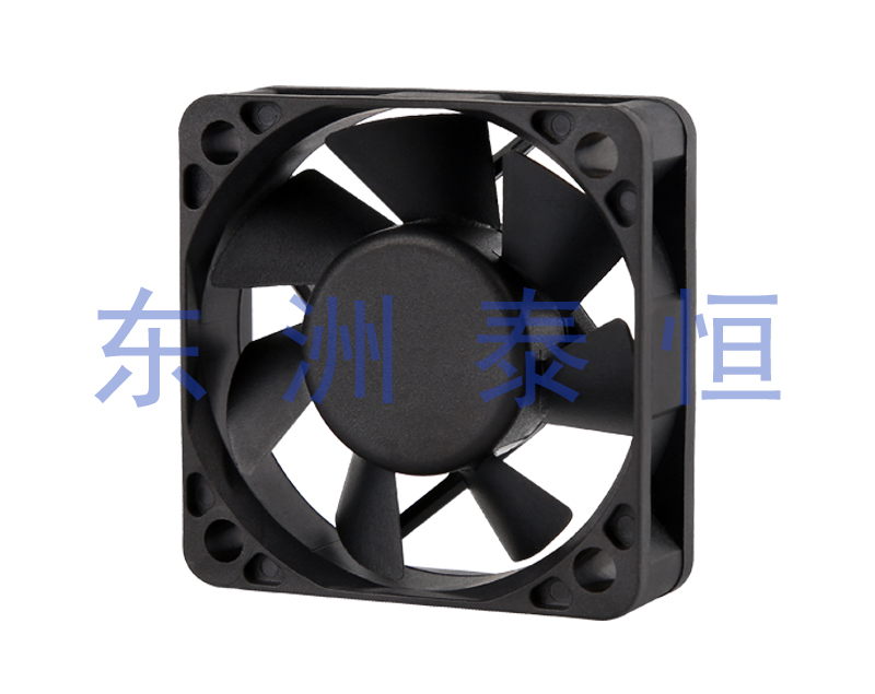 5015直流風(fēng)扇3.jpg